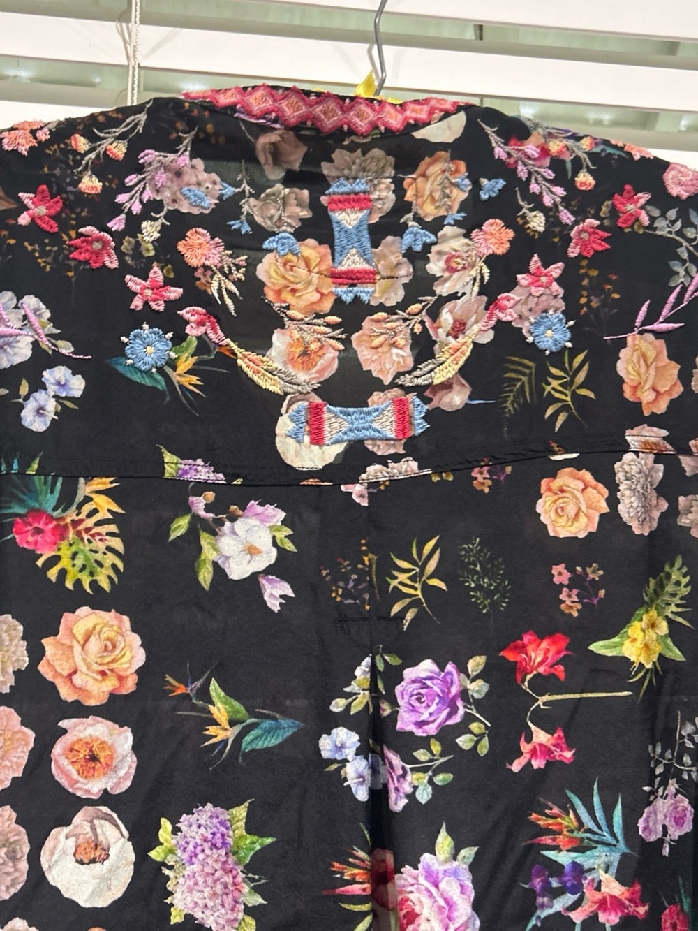 Johnny Was Bridgitte 100% Silk Black Floral Embroidered Relaxed Blouse - Picture 9 of 16
